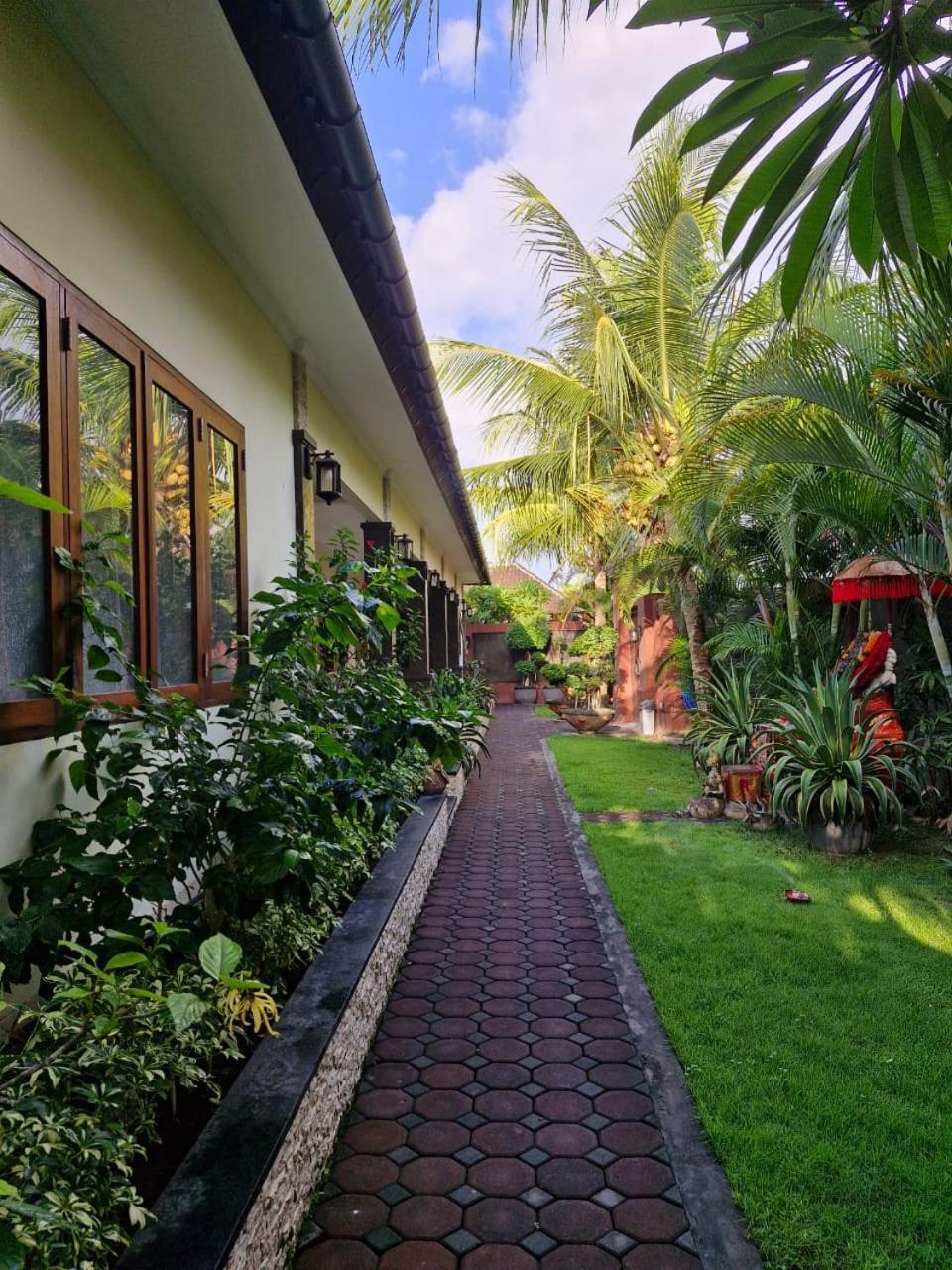 Sari Ayuning Nusa Guest House Nusa Lembongan  Exterior photo